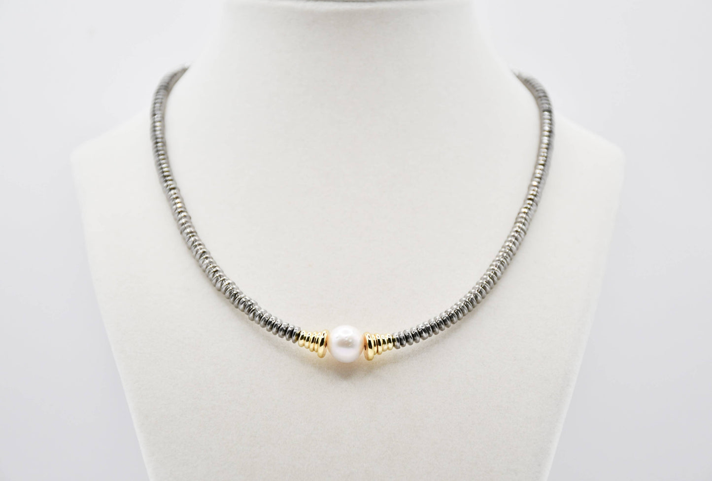 A70-SILVER Silver 4.5Mm Hematite Beads With Fresh W Necklace