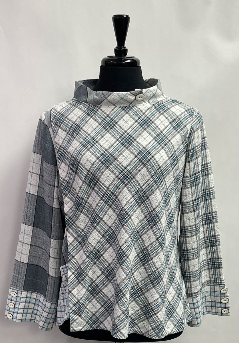 Habitat Girl Gone Plaid Asymmetrical Top winter White