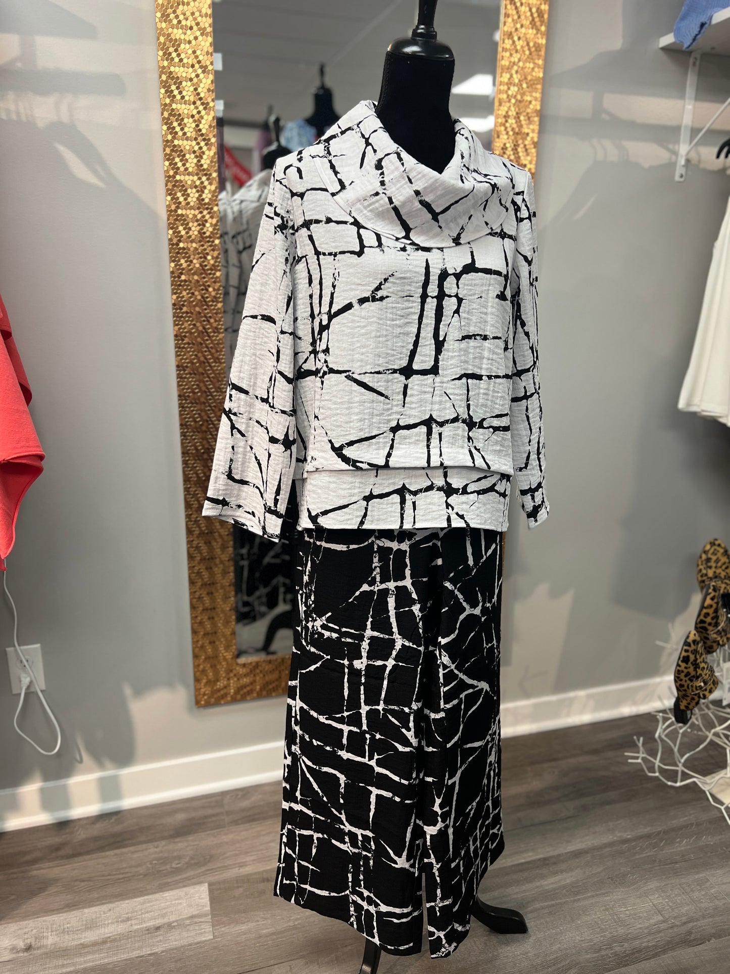 Habitat Abstract Crackle Pants Black/white