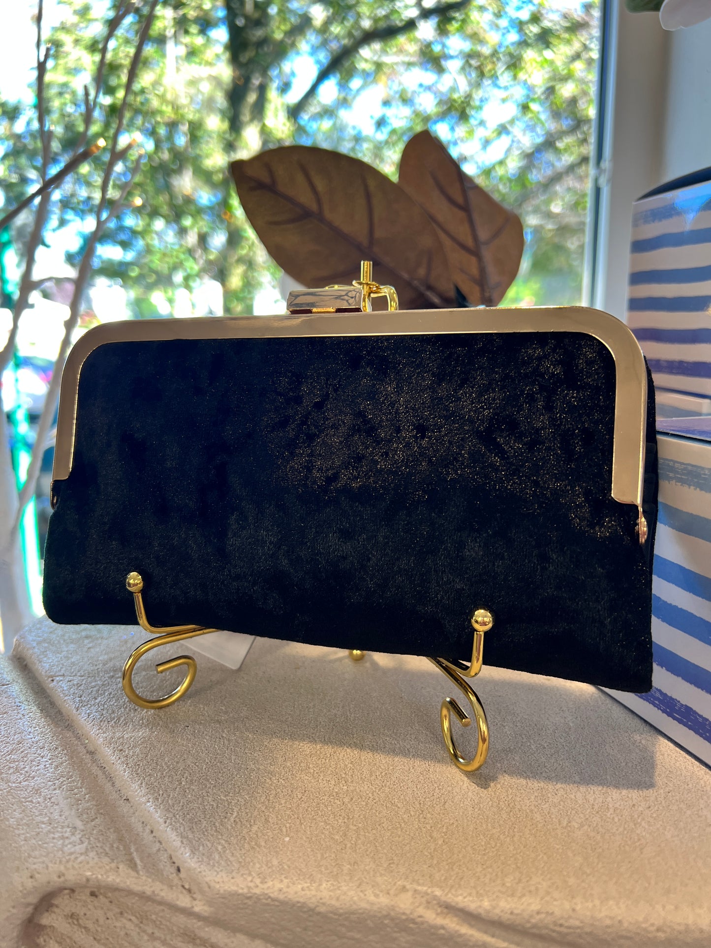 Jen & Co Sue Velvet Wallet Pouch