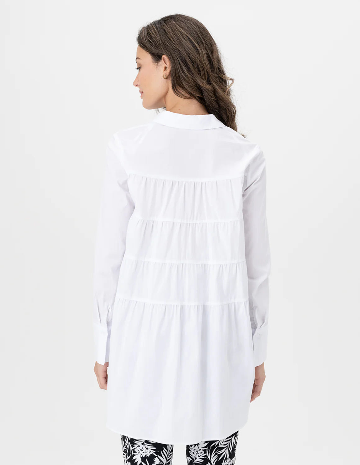 Renuar White Ruffle Back Blouse