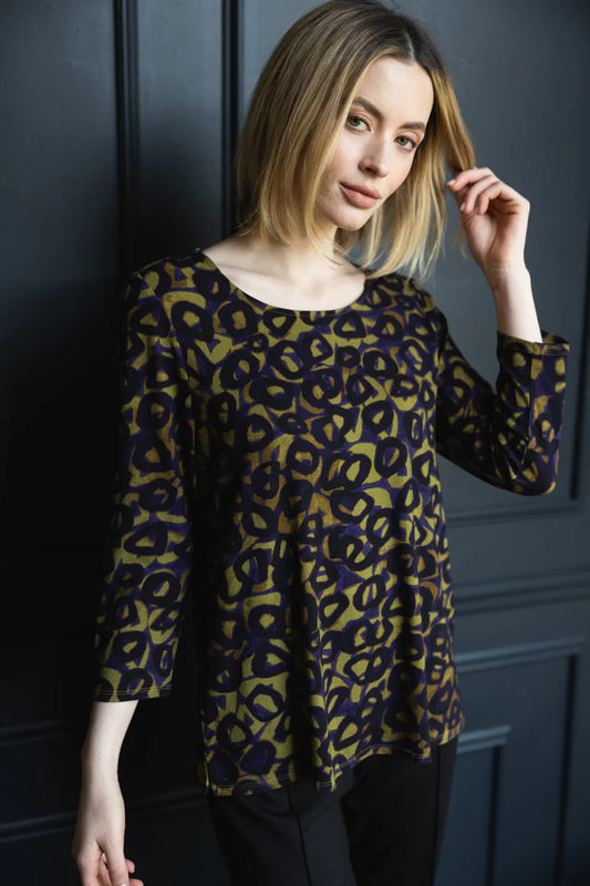 Olivia Arthouse Circle Easy Tee in Violet