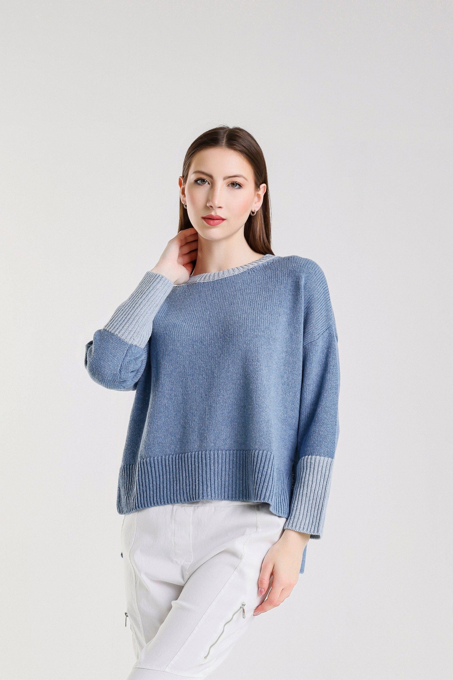 Lisbeth Contrast Neck Hi/Low Sweater (BLS915)