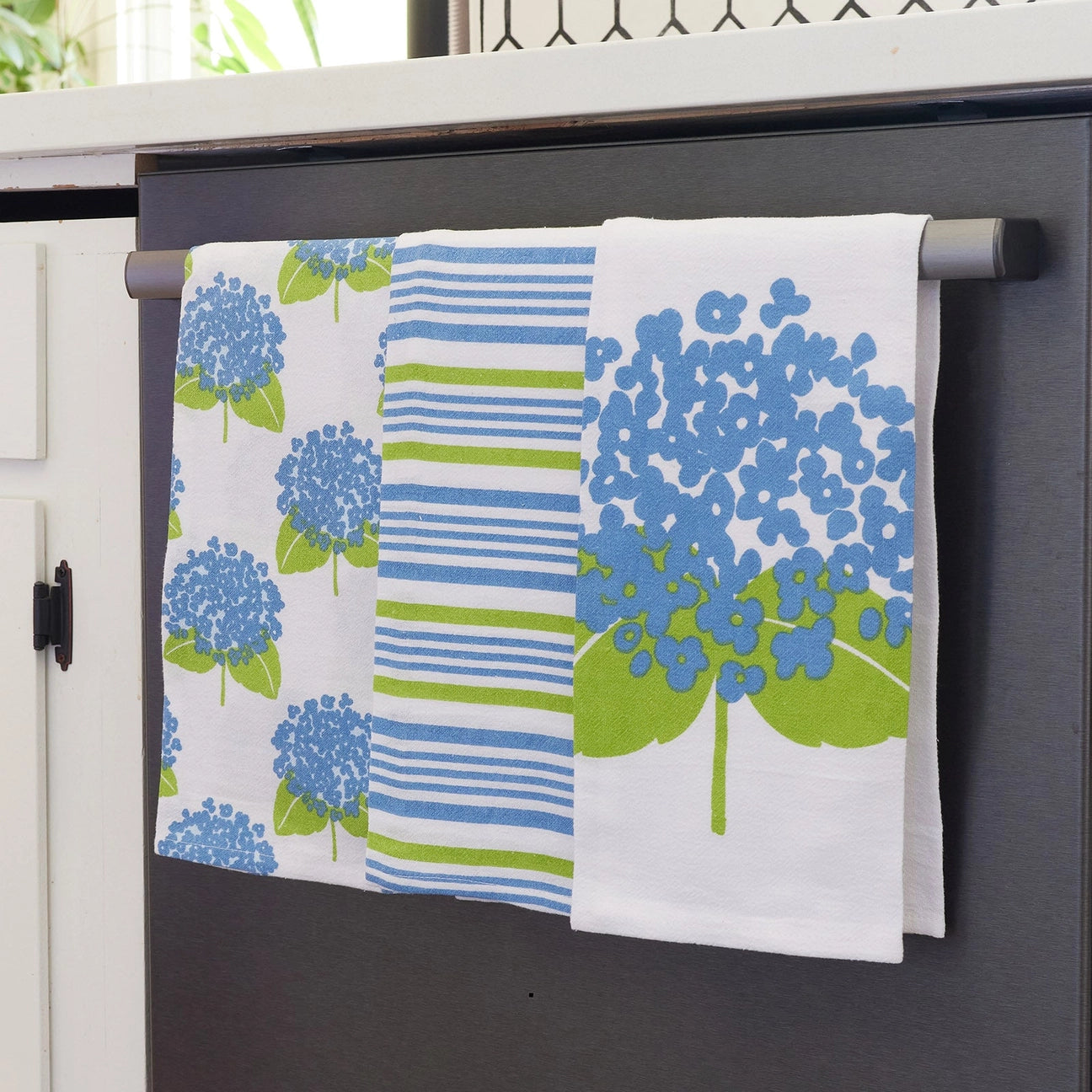 RFP Hydrangea Kitchen Towels