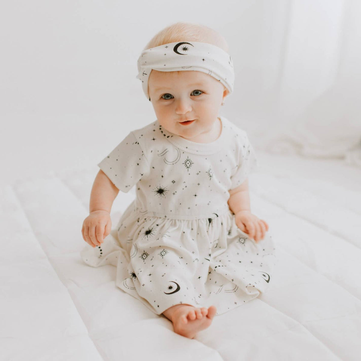 Baby kid short sleeve organic twirl dress | celestial stars