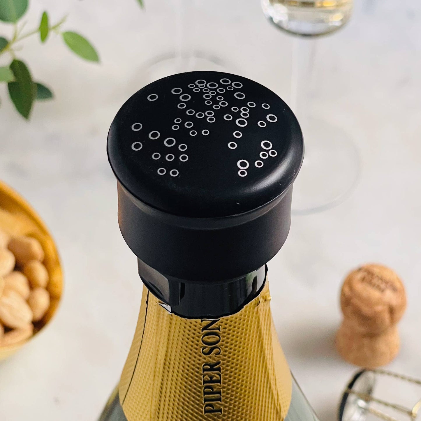 CapaBubbles® | Counter Display | Champagne Stopper